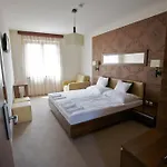 Airport Wellness Panzio 4*